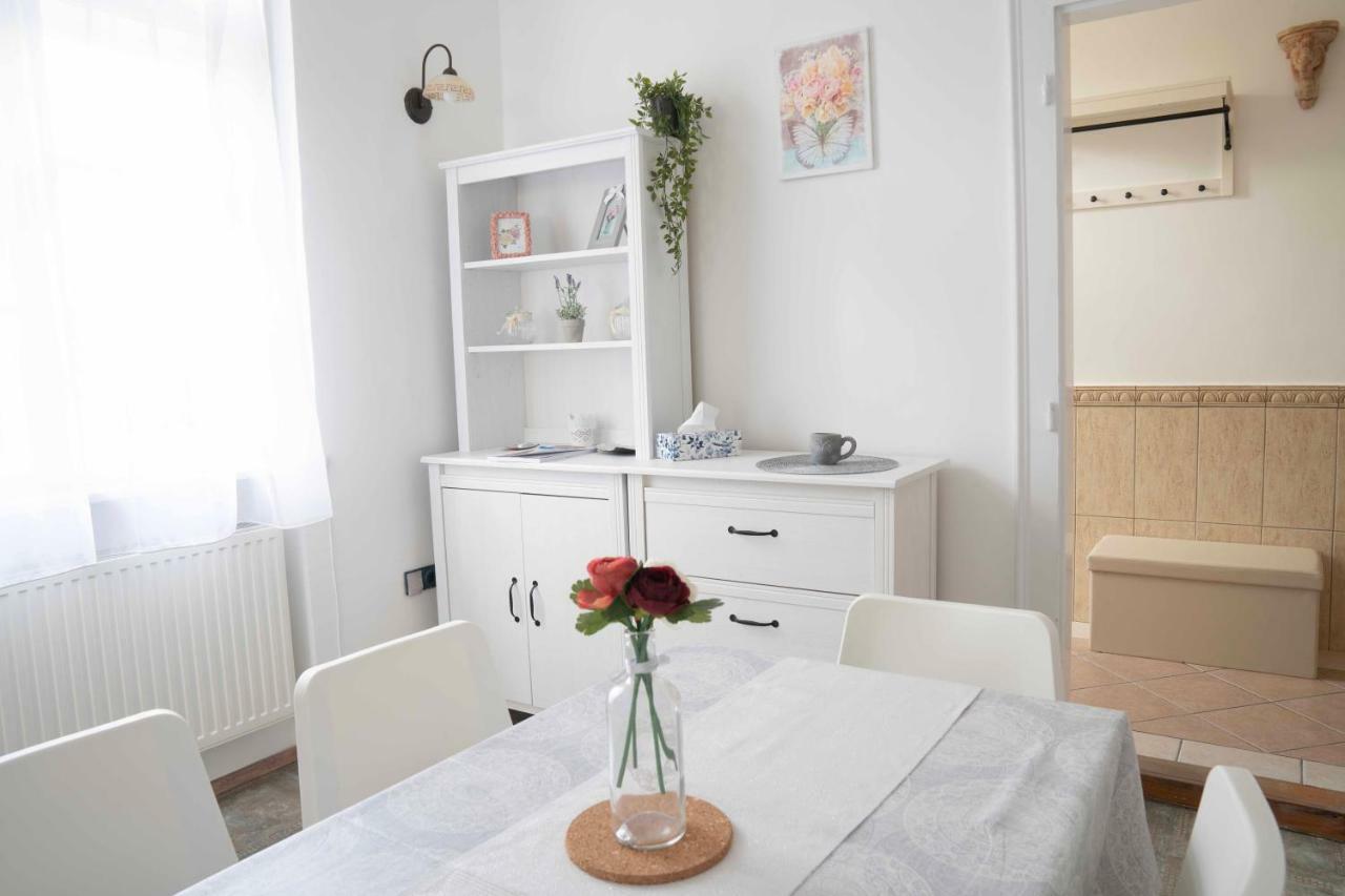 Katus Apartman Daire Eğri Dış mekan fotoğraf